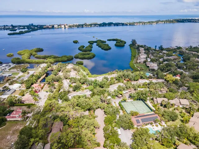 Overview of Pelican Cove