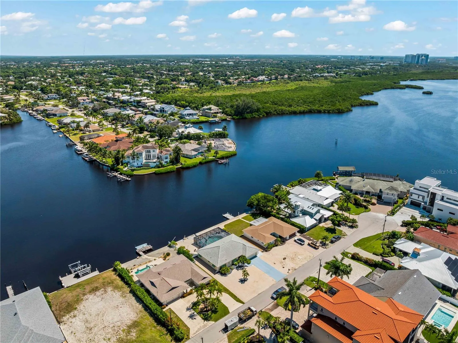 Aerial_2903rdStreet_BonitaSprings_WaterProximity_Panorama.jpg