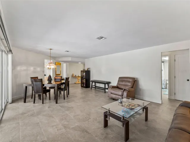 DiningLiving_2903rdStreet_BonitaSprings_NaturalLight_Corner.jpg