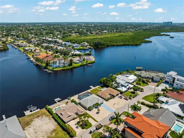 Aerial_2903rdStreet_BonitaSprings_WaterProximity_Panorama.jpg