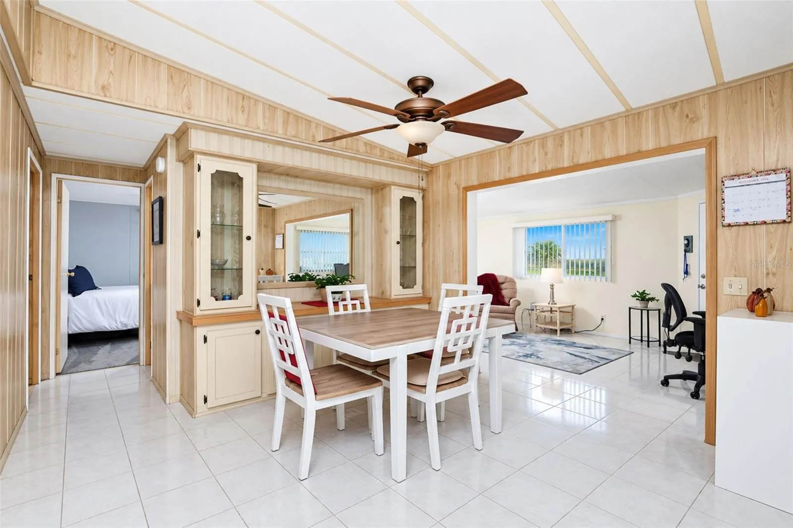 What a nice open floor plan!