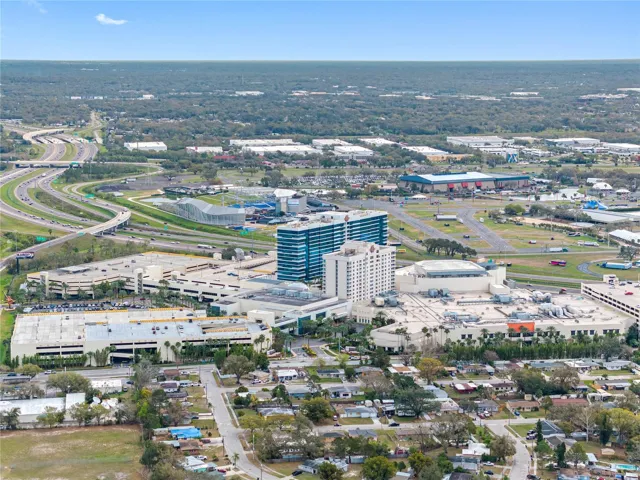 Hard Rock Casino, Fairgrounds and I-4 are 1/4 mile away.