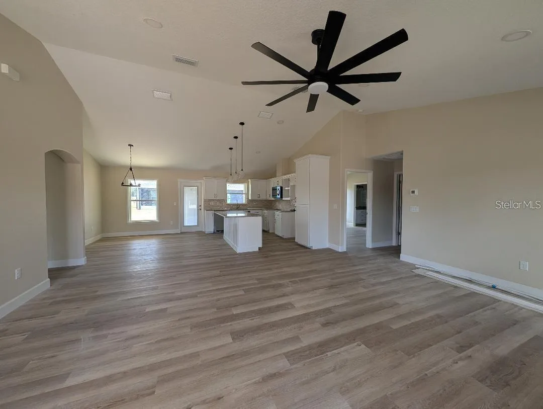 Not actual home, this is a completed home of the same model. Colors/finishes may vary