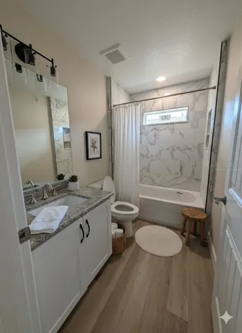 Not actual home, this is a completed home of the same model. Colors/finishes may vary