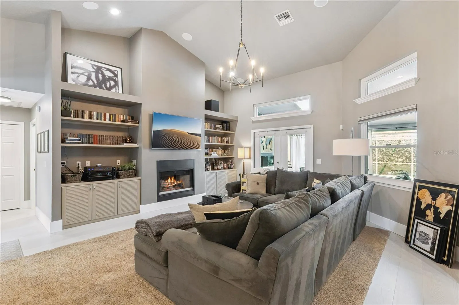Family Room Fireplace &amp; Lanai Entry