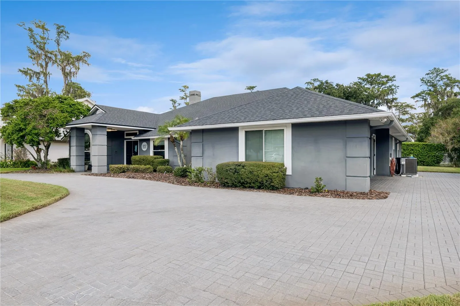 2 Options for Driveway Parking