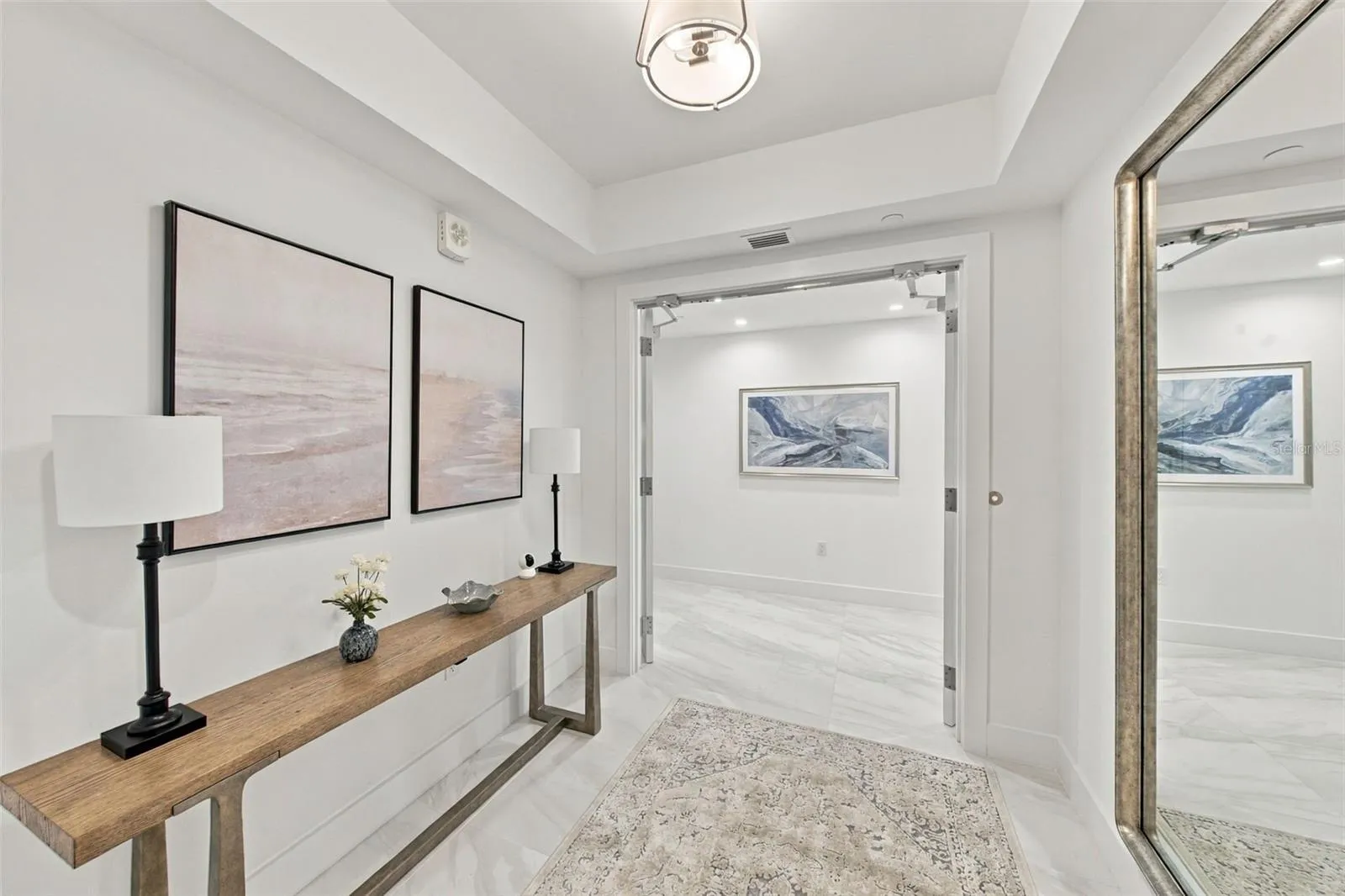 Private Lobby Foyer