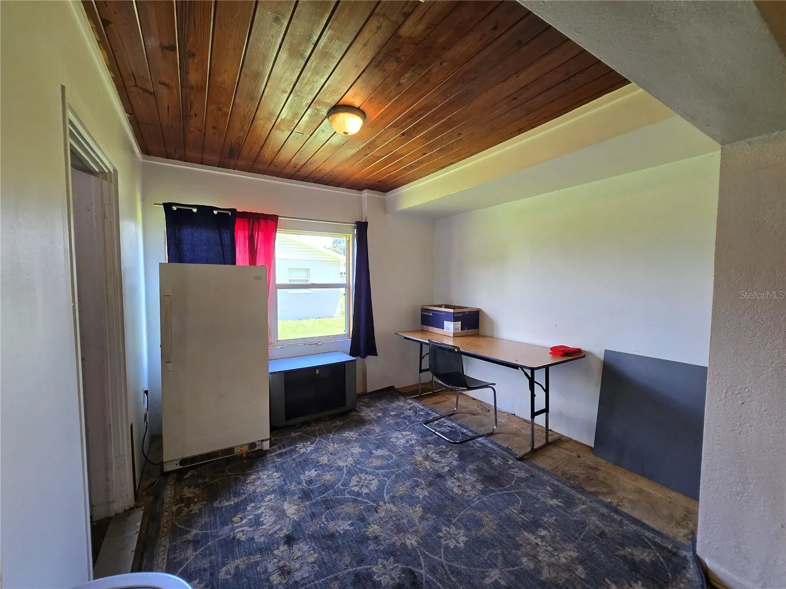 Bonus room with wood ceiling