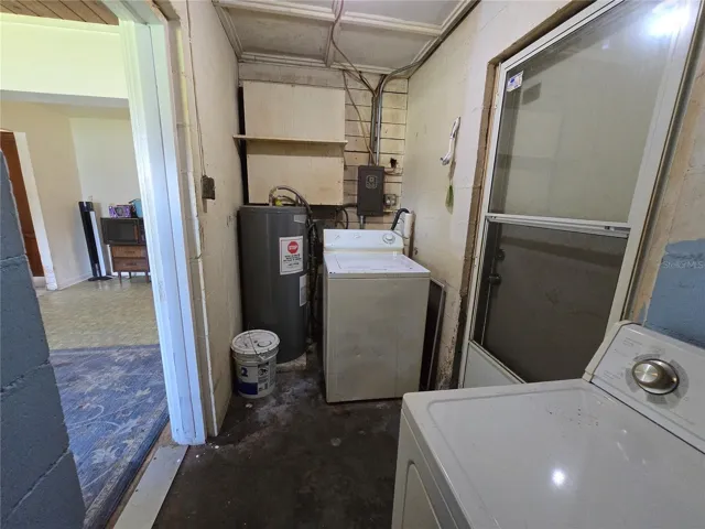 Laundry utility room
