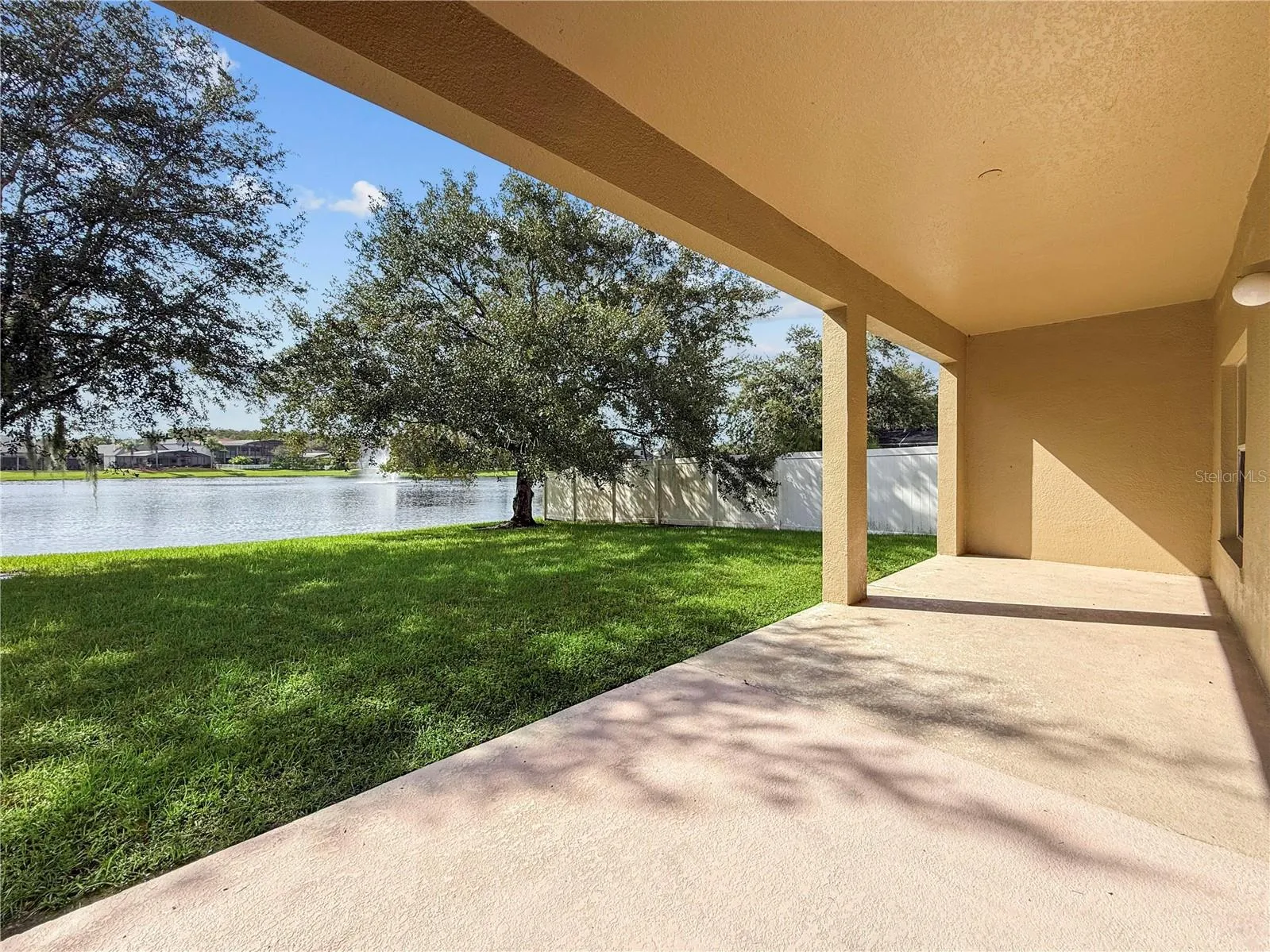 Covered rear patio