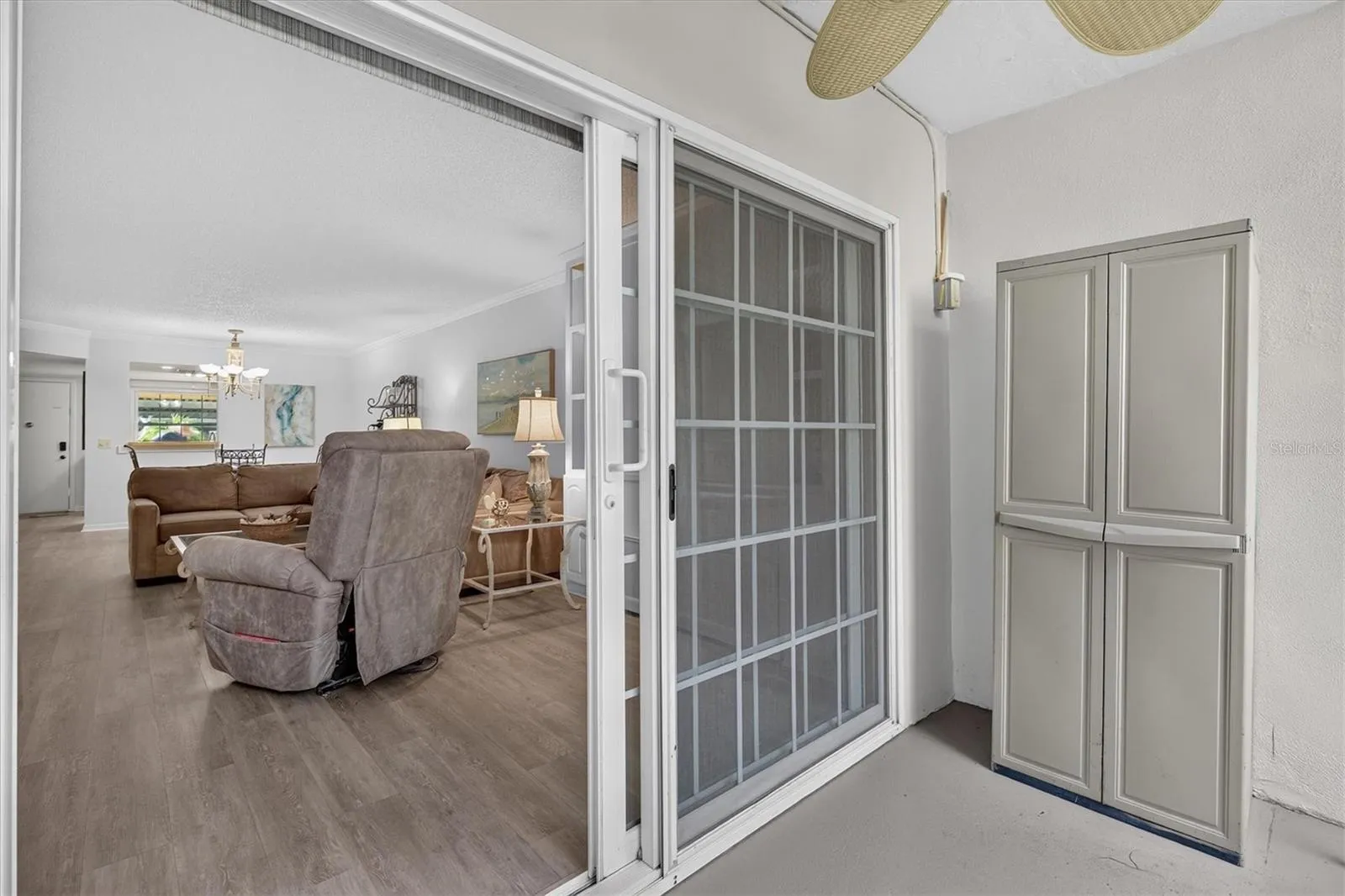 Hurricane rated sliding doors