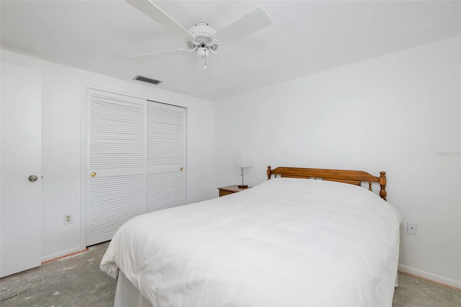 Guest bedroom