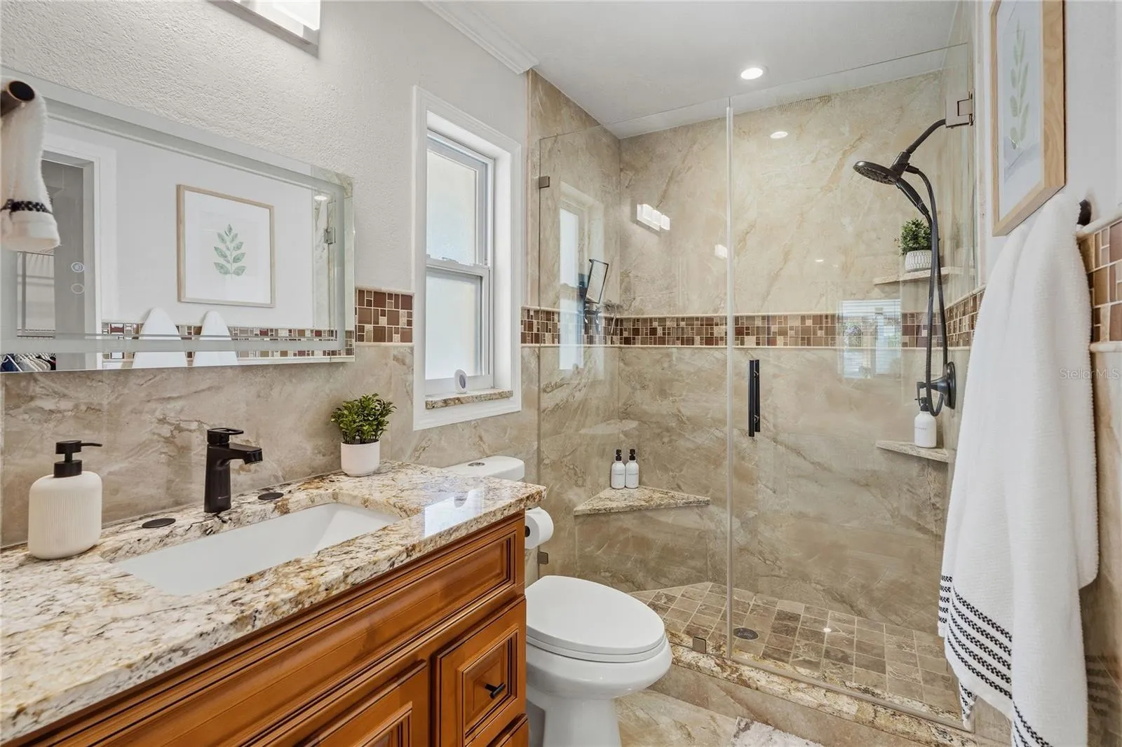 2nd Bathroom