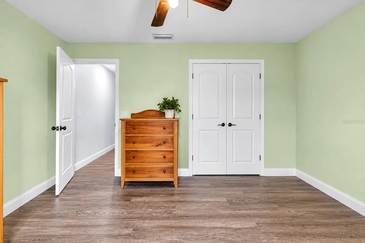 FOURTH BEDROOM