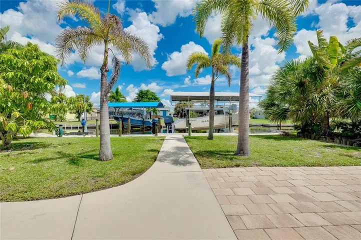 Side walk to/from boat, roll coolers