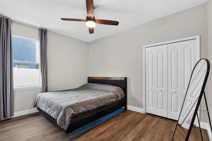 2nd bedroom