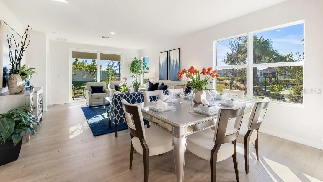 MODEL HOME