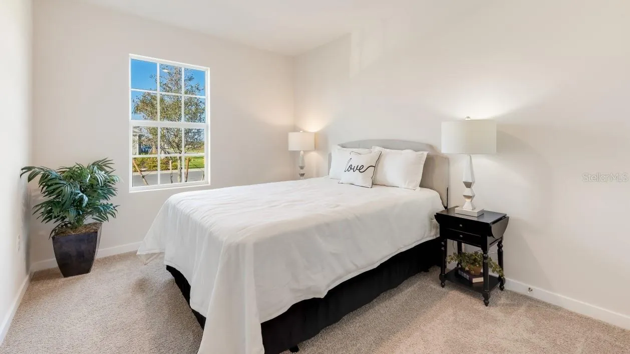 MODEL HOME