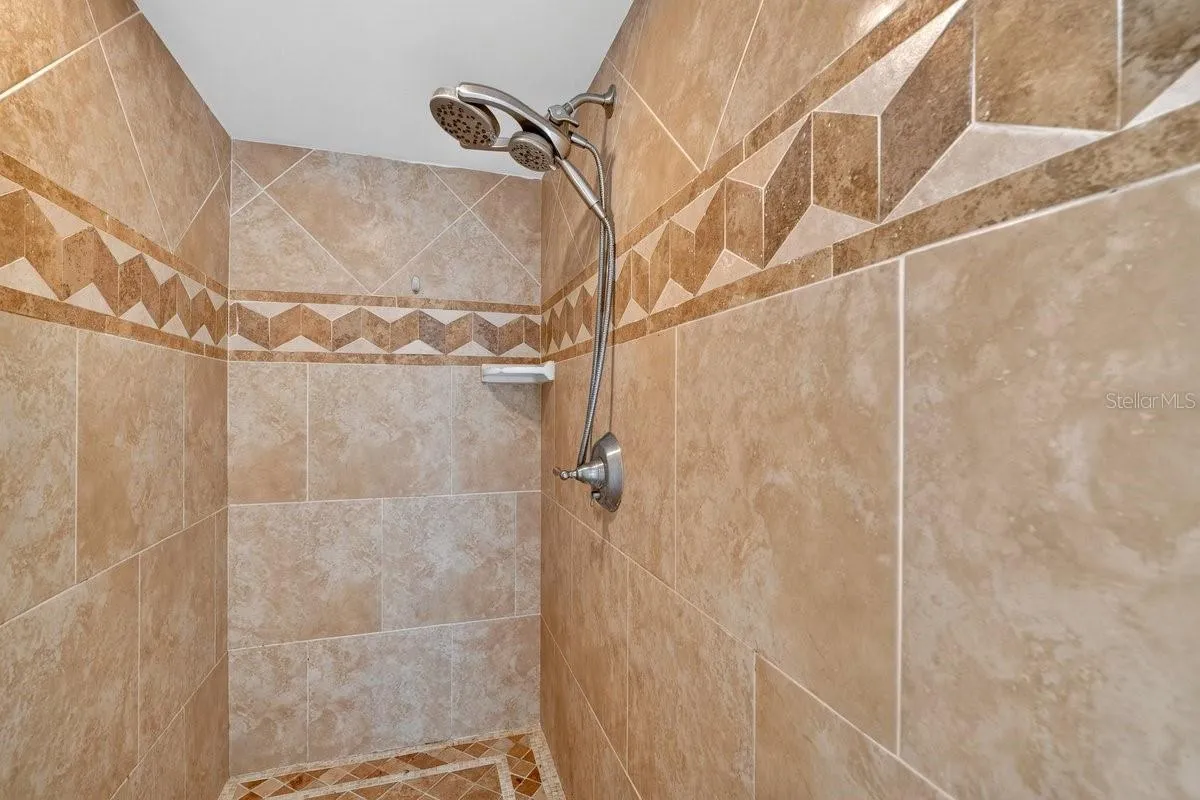 Ensuite shower