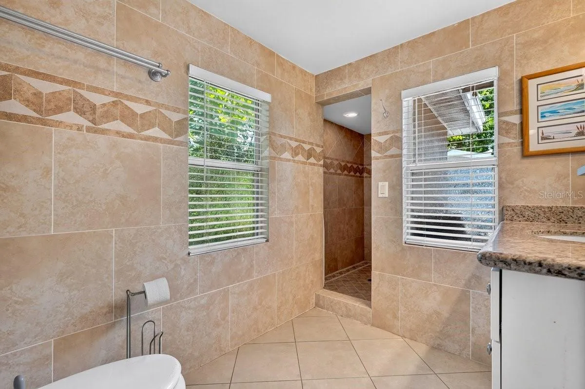 Ensuite