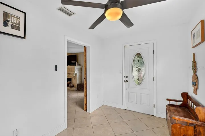 Entry - Office space