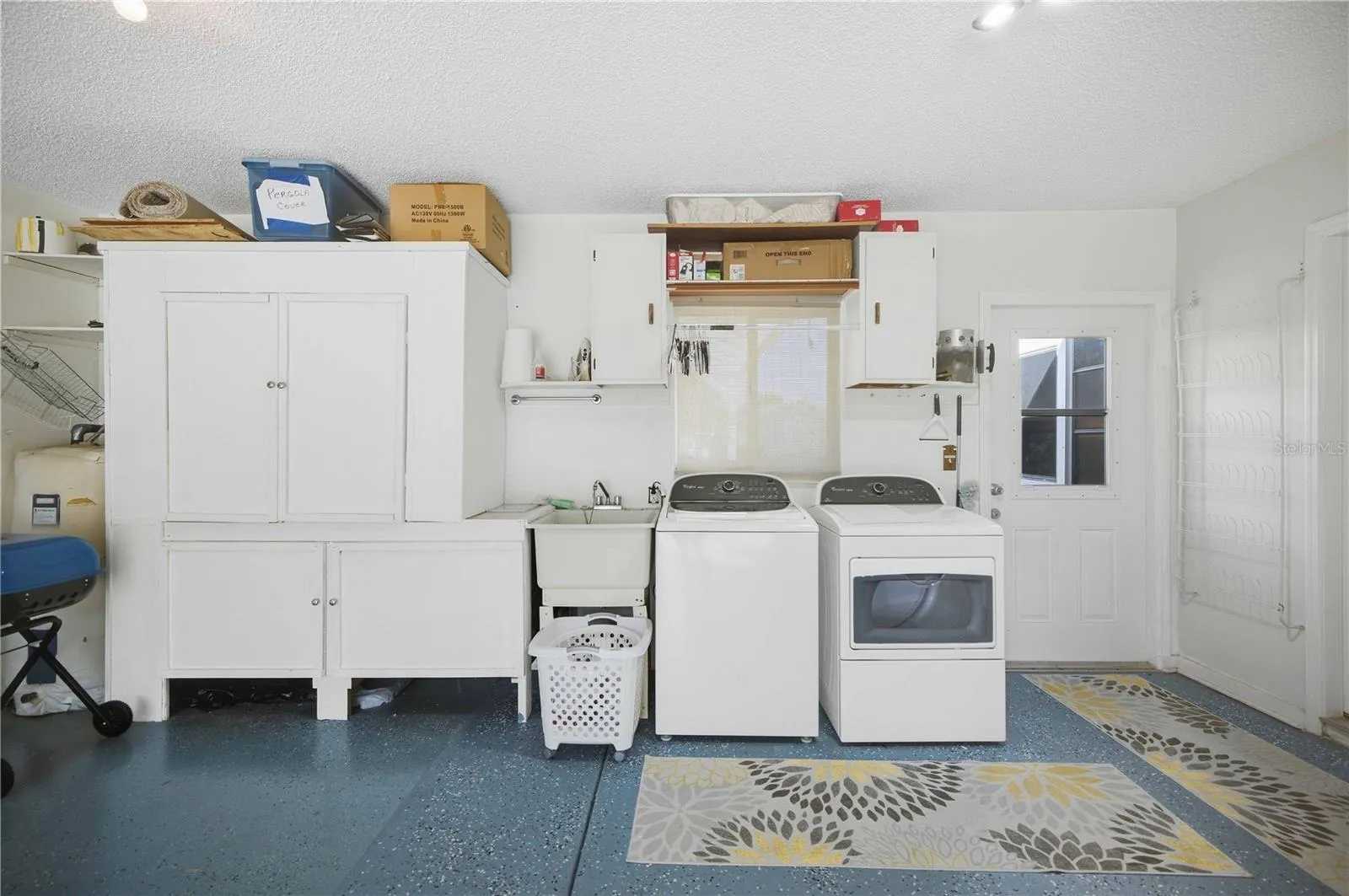 WASHER / DRYER IN GARAGE PLUS STORAGE