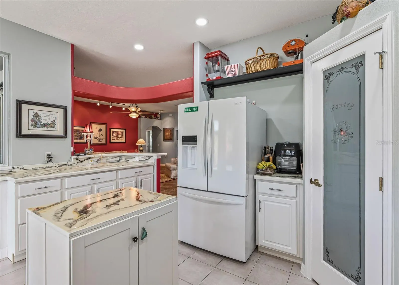 Walk in Pantry