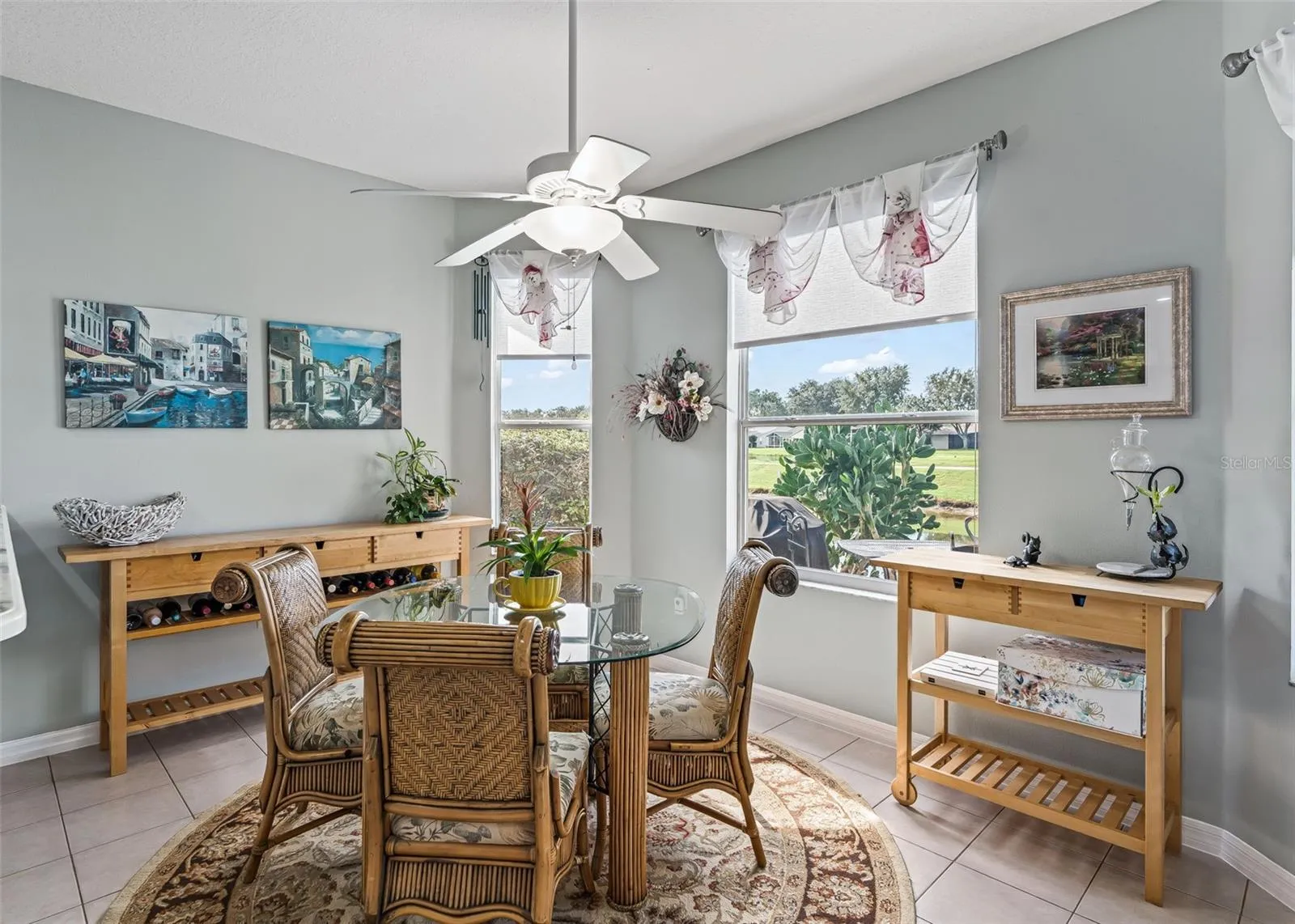 Breakfast Nook