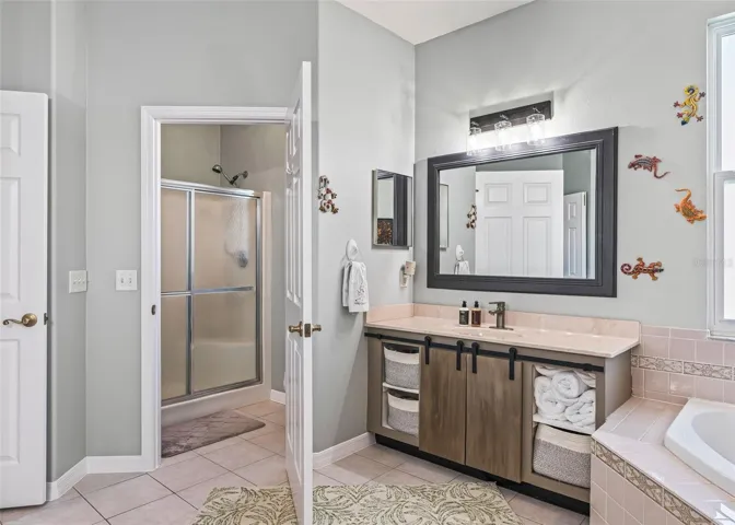 Walkin Shower with Bench seat