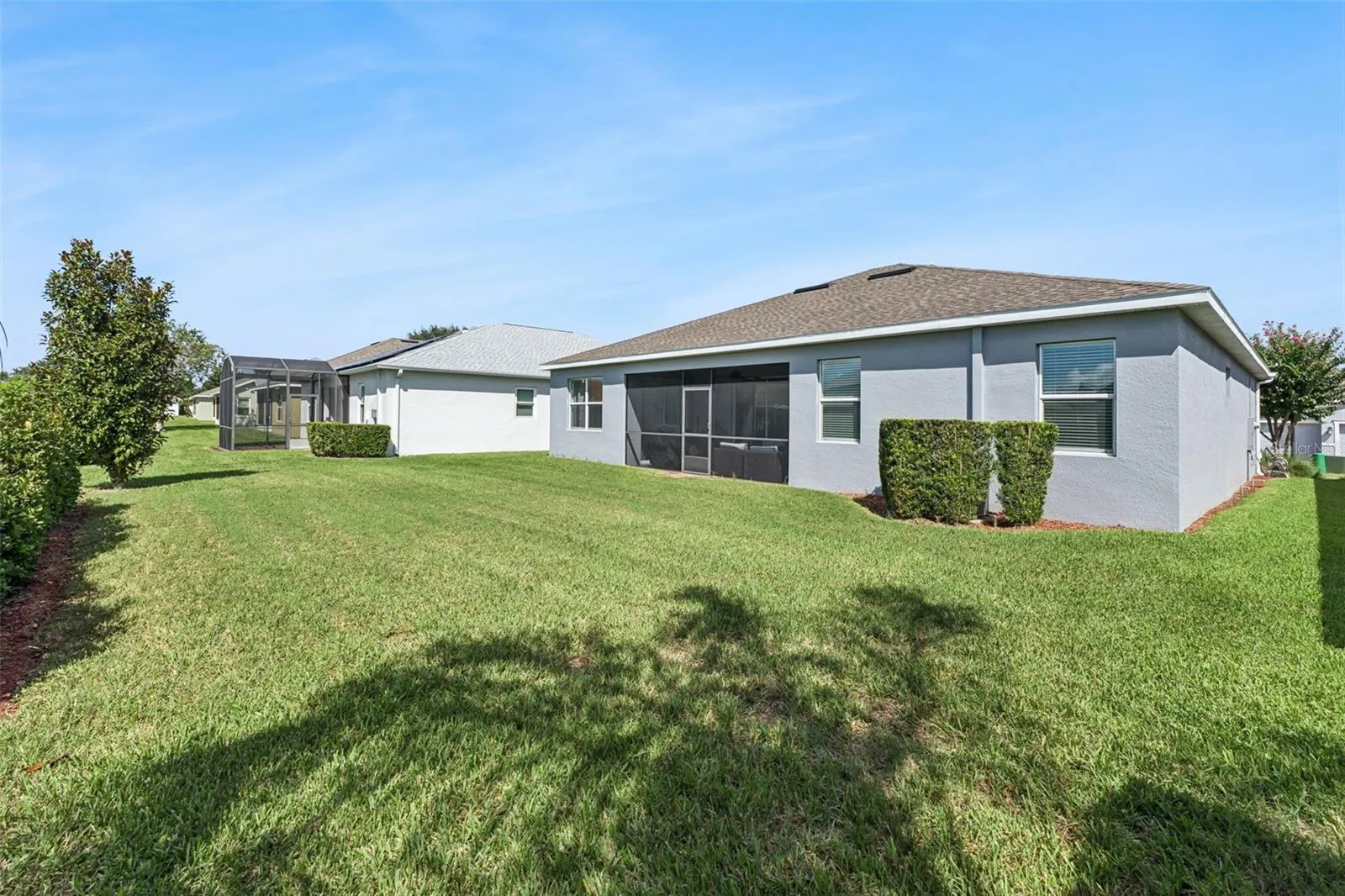 Monthly HOA Features include lawn service