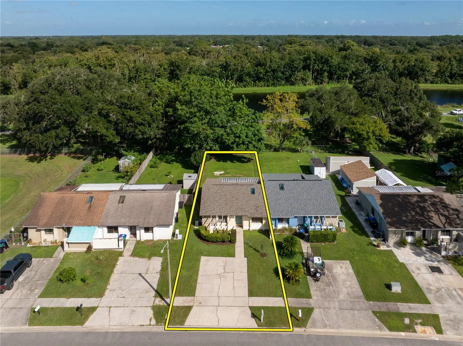 Aerial view - no rear neighbors