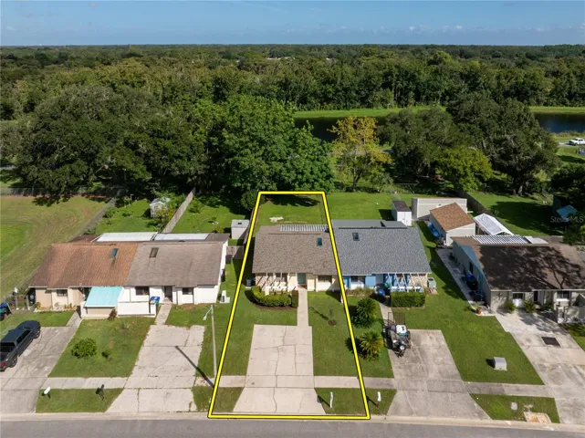 Aerial view - no rear neighbors