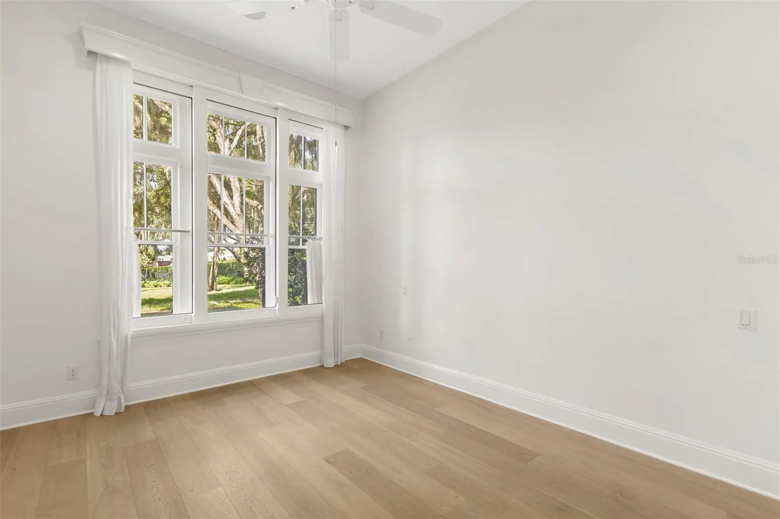 Primary with views of Lake Maitland