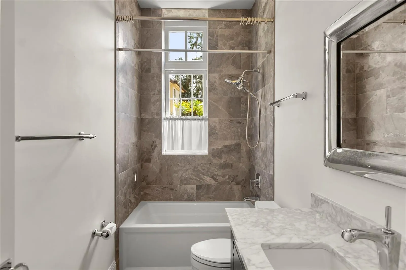 Guest Bath 2