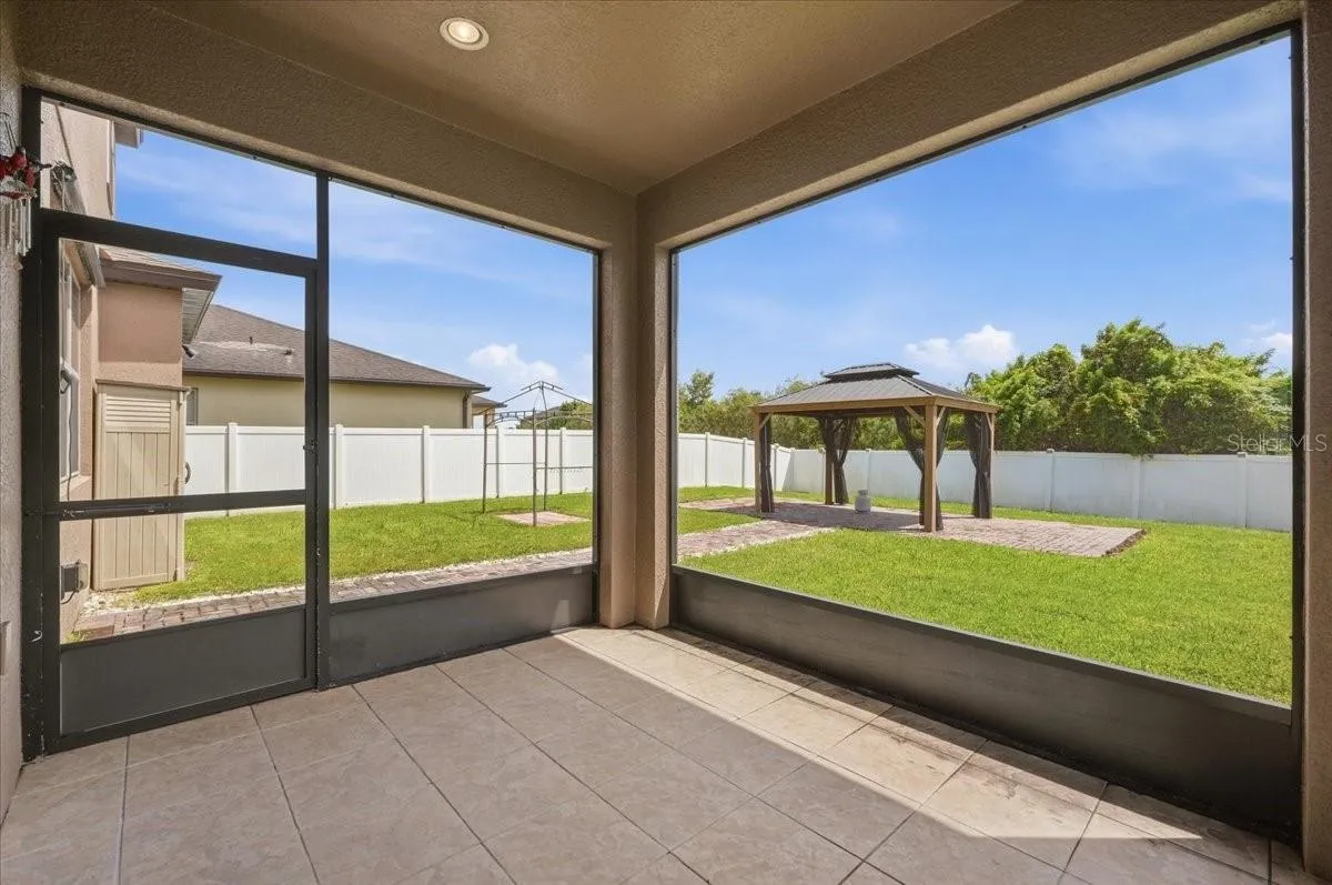 Screen Porch
