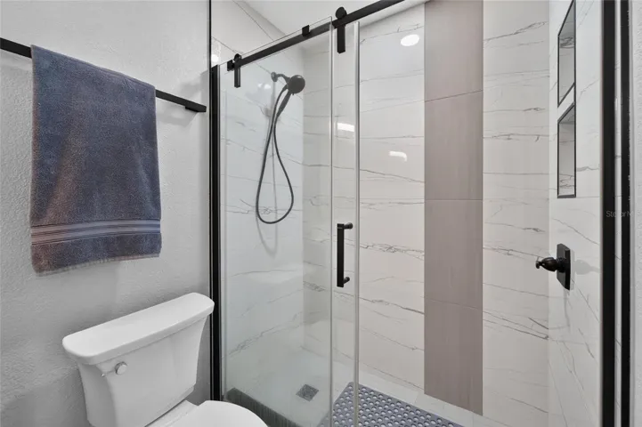 Nice over-sized shower stall.