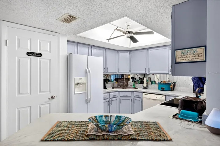 Pantry & Kitchen