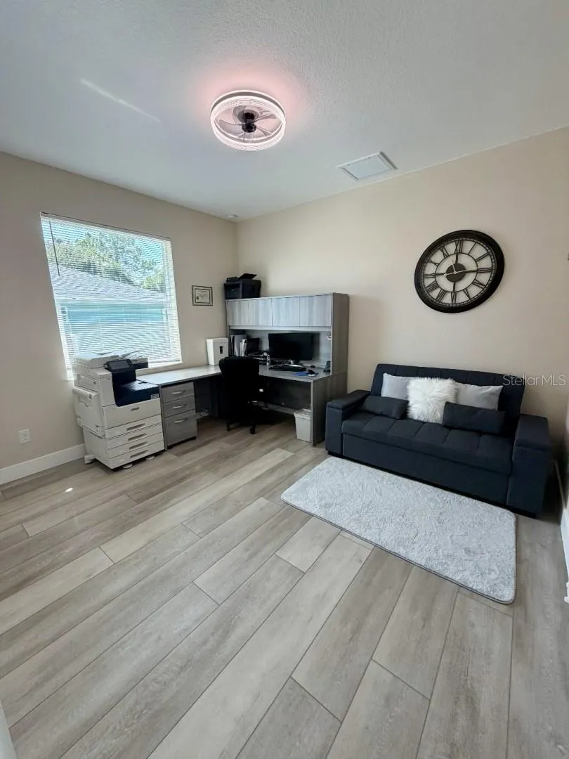 Guest bedroom 2