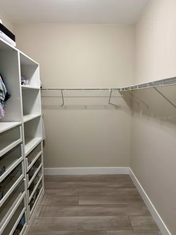 Main bedroom walking closet