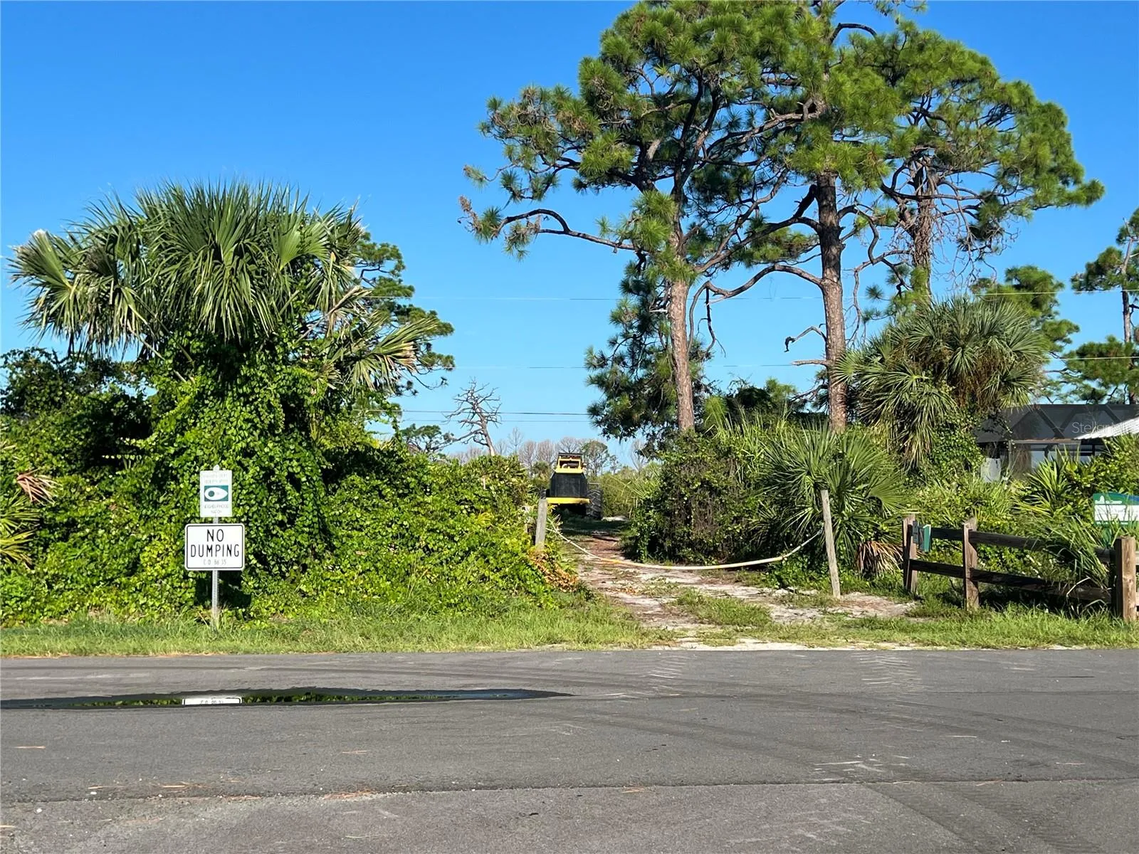 SOUTH VENICE LEMON BAY PRESERVE ENTRANCE JUST DOWN THE STREET