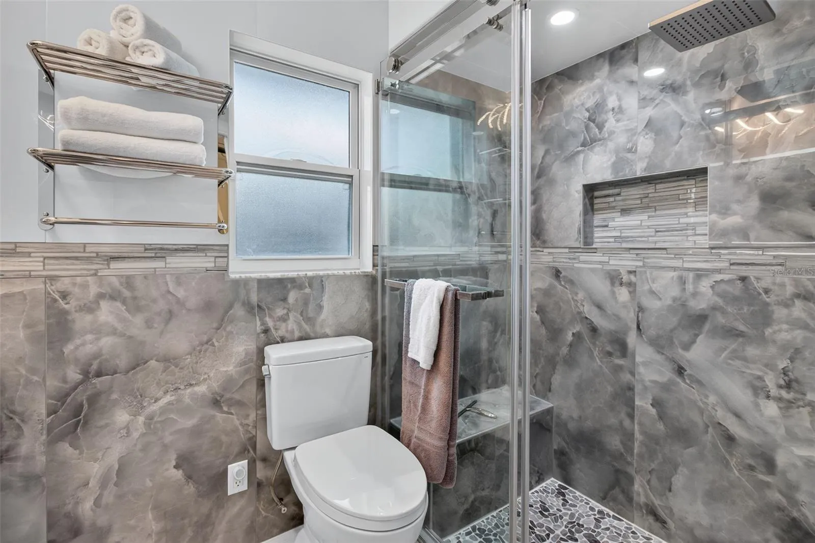 Primary En-Suite
