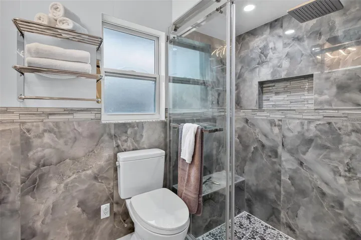 Primary En-Suite