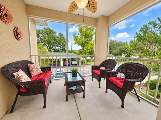 Beautiful Screened In Patio with Patio Furniture