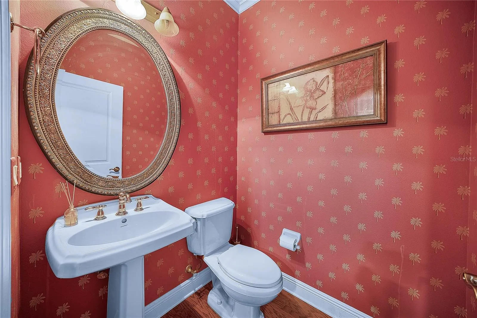 HALF BATHROOM DOWNSTAIR NEAR KITCHEN