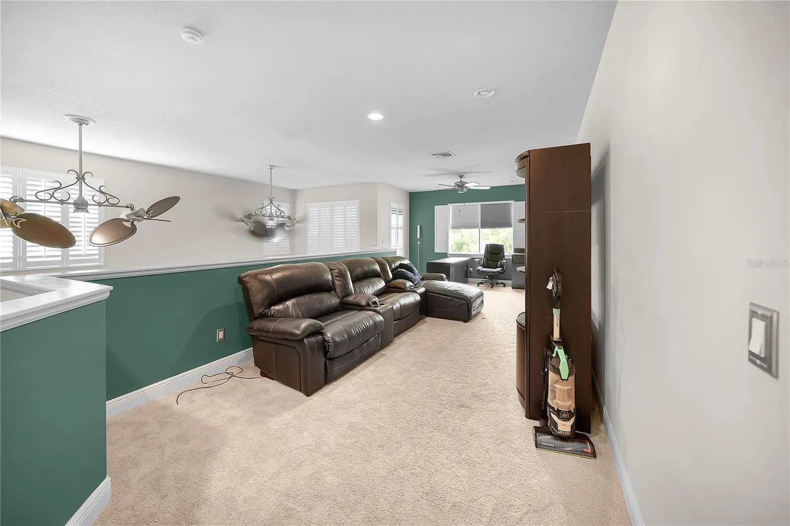 FULL VIEW OF THE LOFT