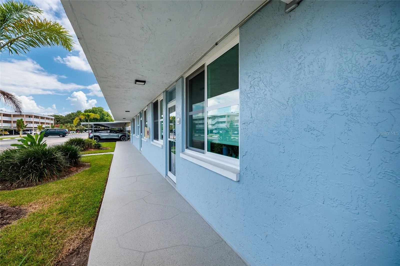front of corner unit