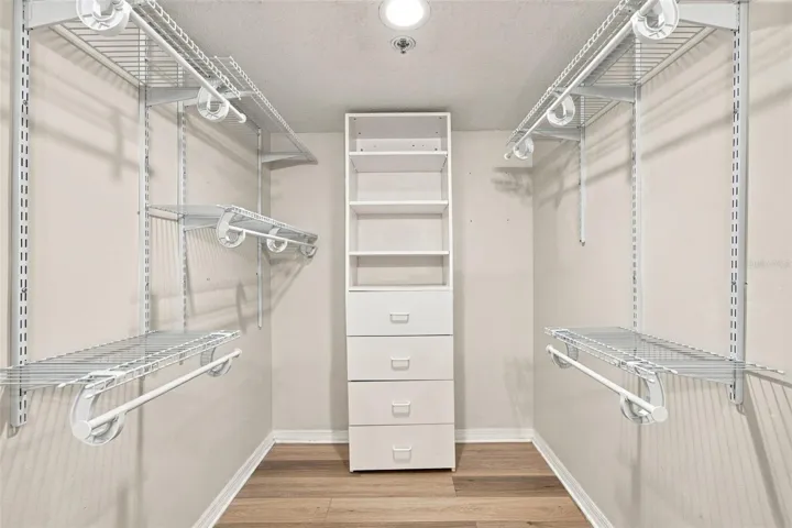 Open end custom closet