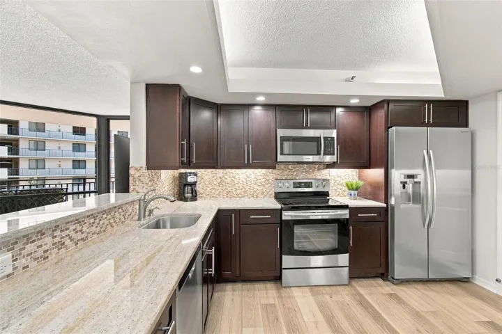 Beautiful granite top kitchen