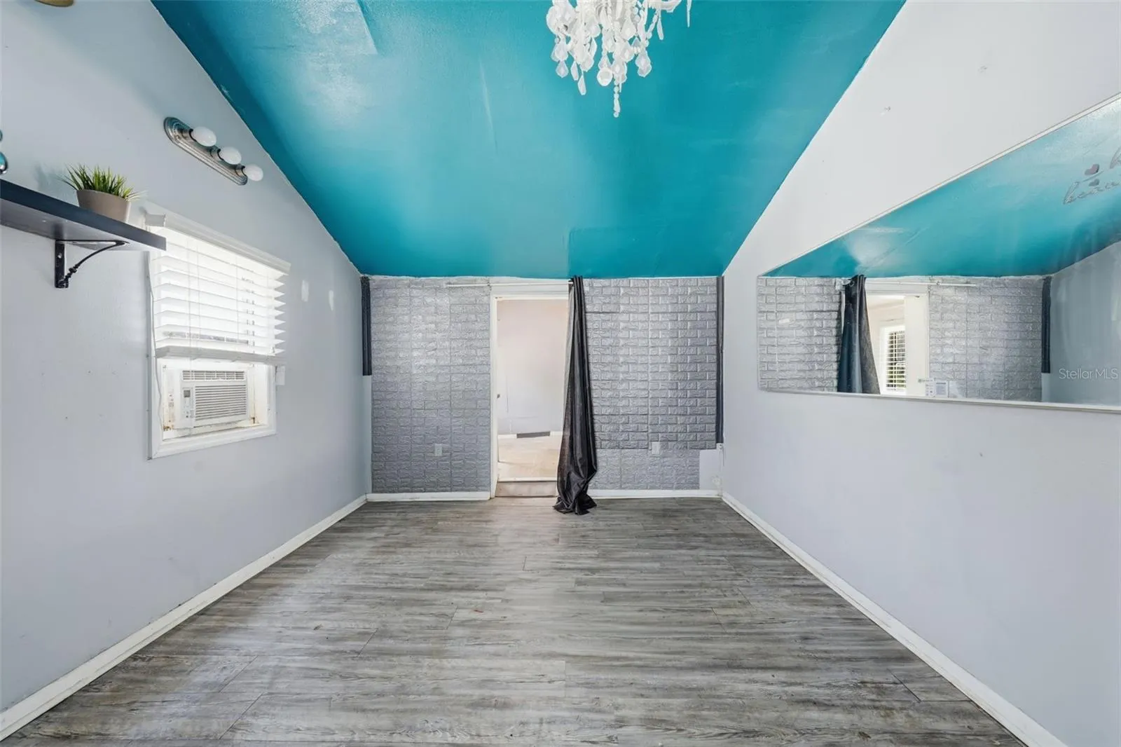 1st room in Building B