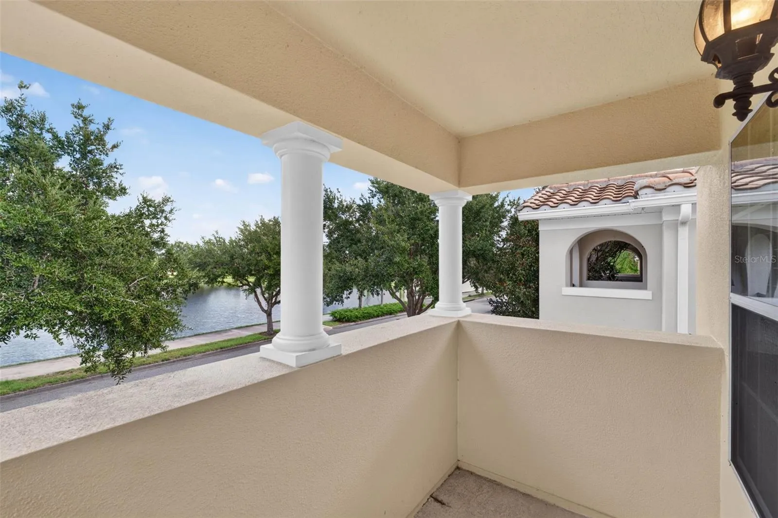 Upstairs en-suite balcony, water view